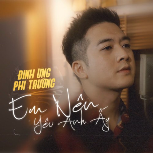 Em Nên Yêu Anh Ấy (Single)